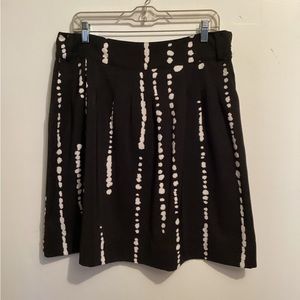 Black & White Worthington  skirt, Size 10